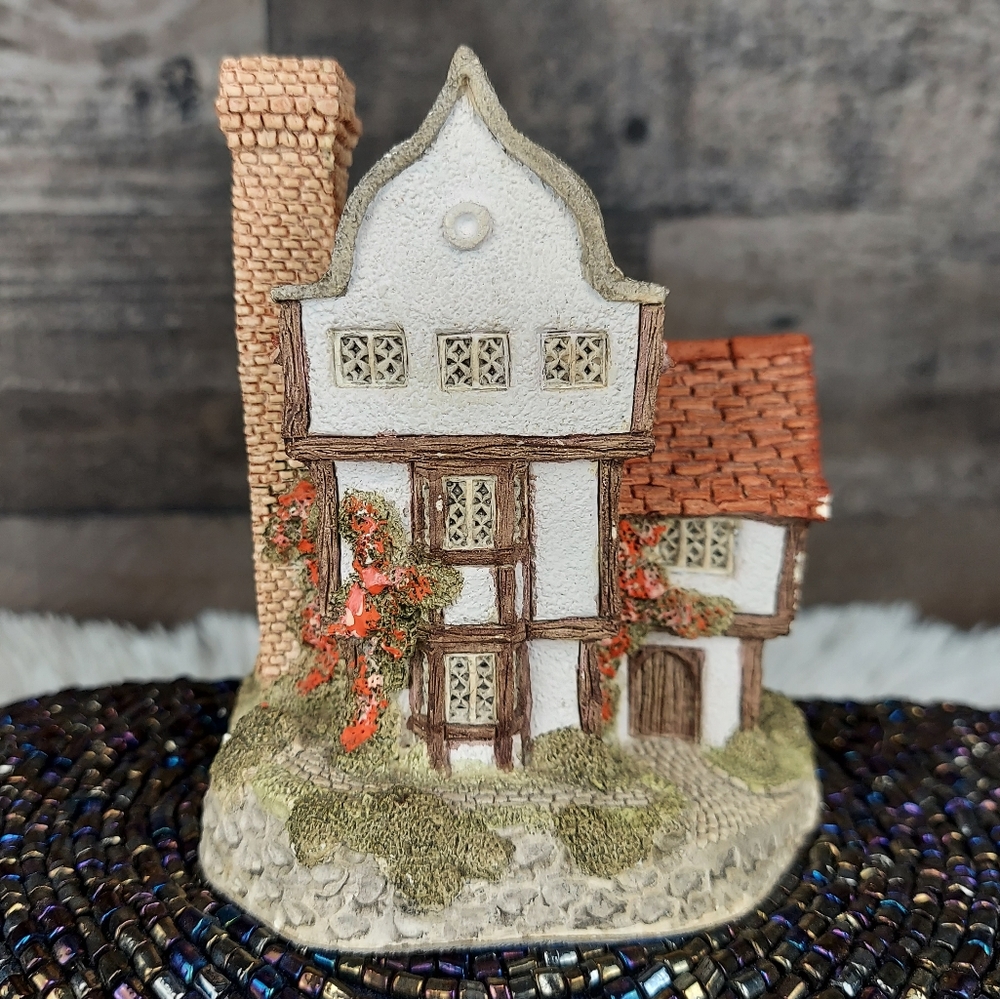 Suffolk House by David Winter